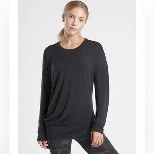 ATHLETA - Black crossed open back long sleeve - XS